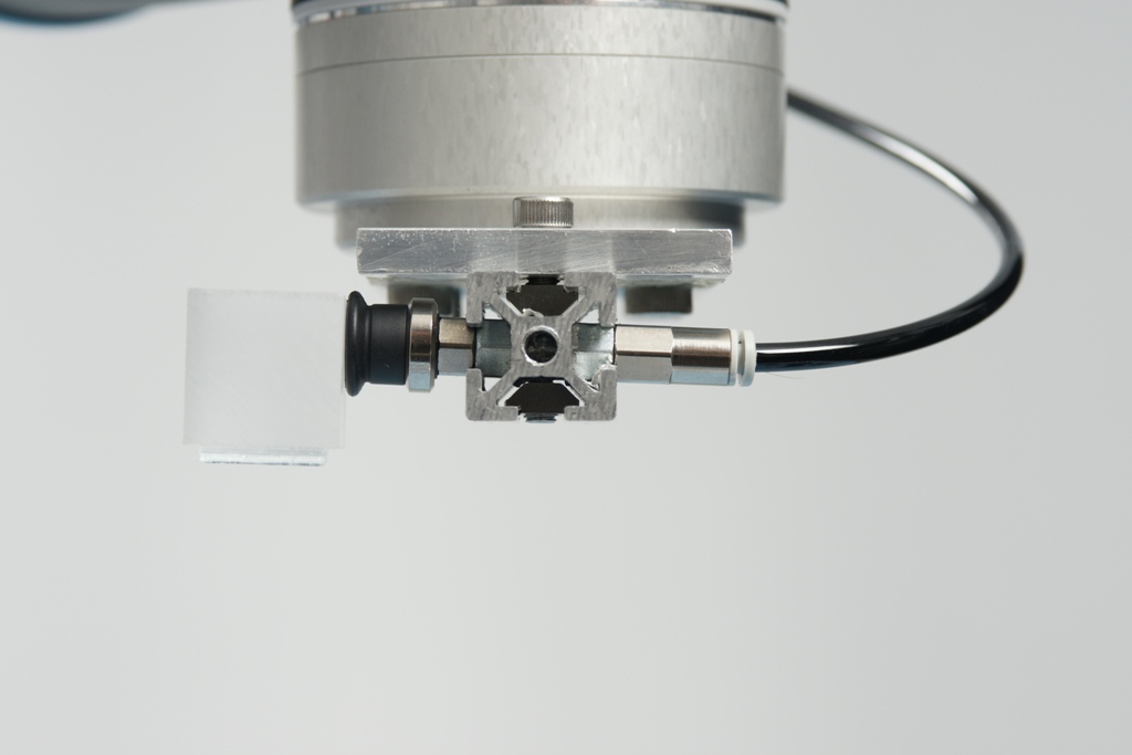 Universal-Robots Zacobria pneumatics vacuum 10mm
